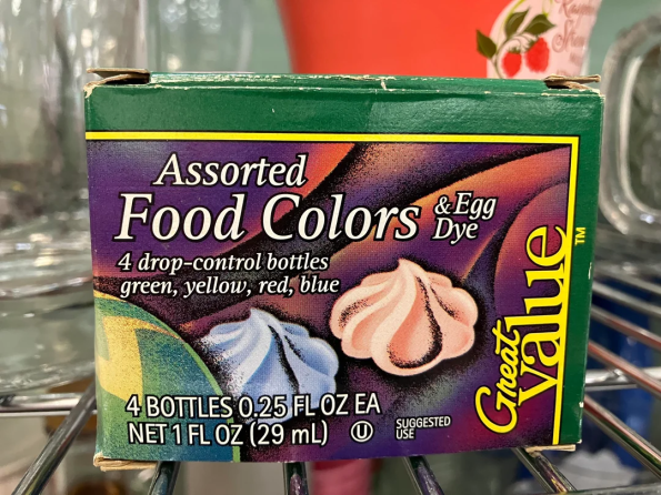 28-year-old-food-coloring-at-the-goodwill-v0-116jipwz0ble1